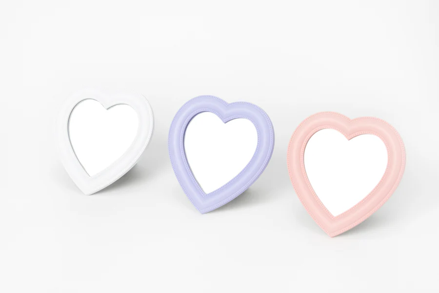 Desk Mirror White Heart S - Image 8