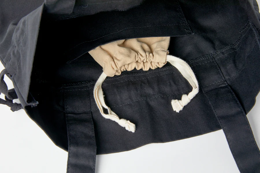 Eco Bag Bear Embroidered String Black - Image 6